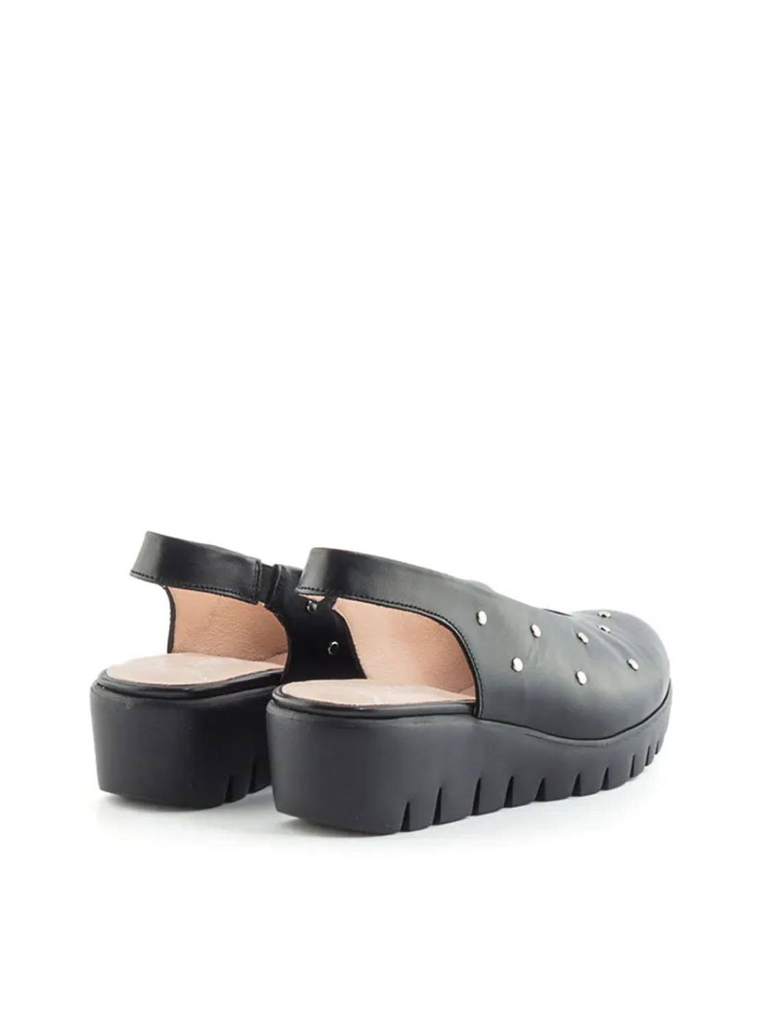 bailarina_sport_tachas_pi_2.webp Bailarina sport tachas piel negro | WONDERS Fashion