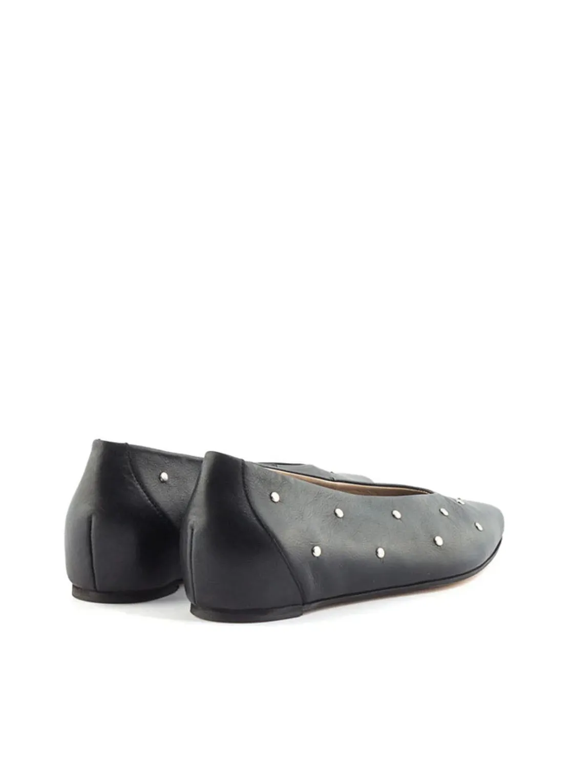 bailarina_tachas_cua_piel_2-1.webp Bailarina tachas cuña piel negro | WONDERS Hot