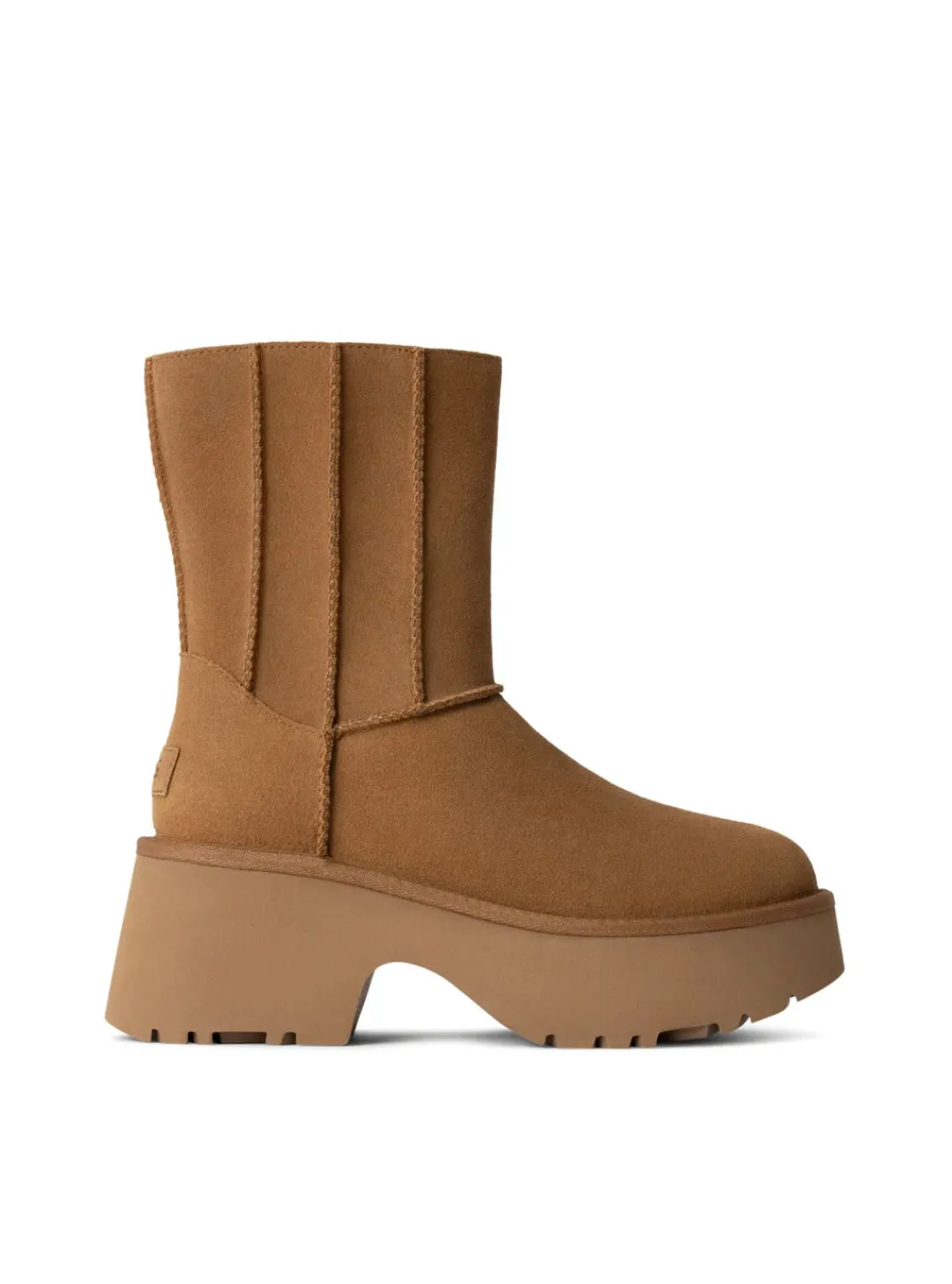 bota_classic_new_heights__0.webp Bota classic new heights costura doble chestnut | UGG Fashion