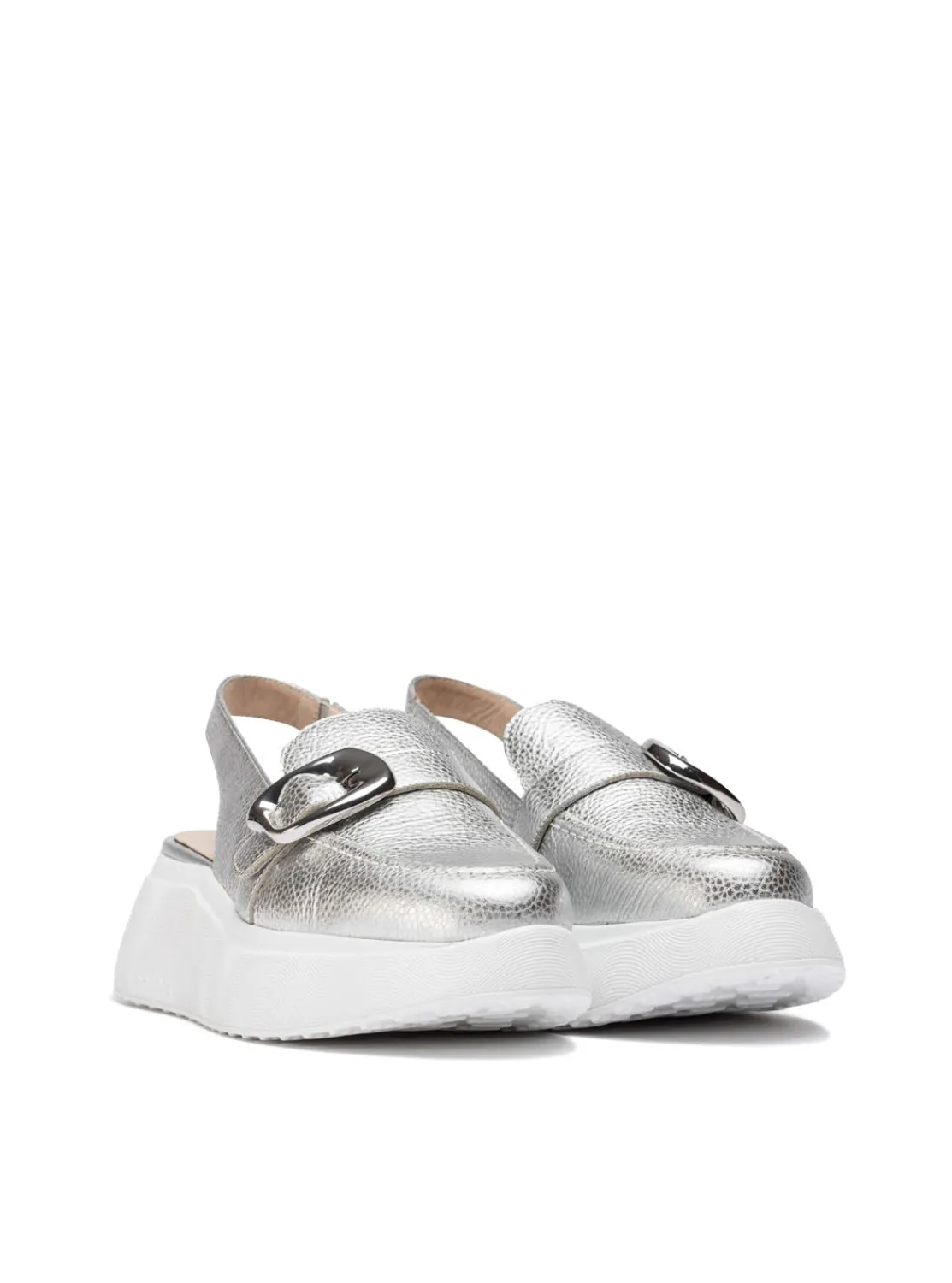 mocasn_sport_destalonado__1.webp Mocasín sport destalonado piel metalizada plata | WONDERS Sale